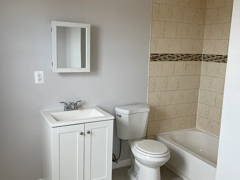 784 S 19th St #2 — Photo 9