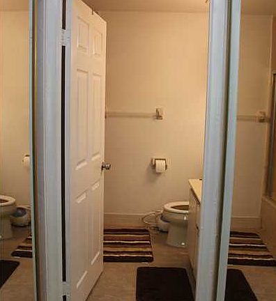 3rd image of 430 NW 214th St APT 205