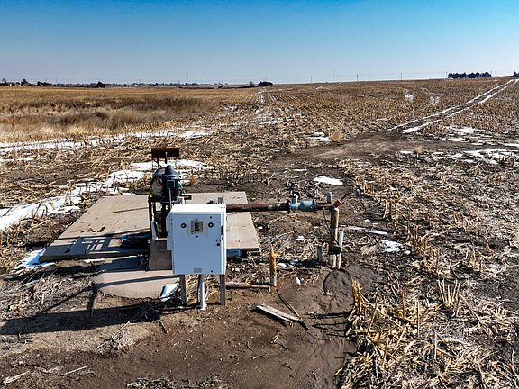 3rd image of 141 S Kaw Rd