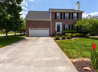 7223 Autumn View Ln, Powell, TN 37849