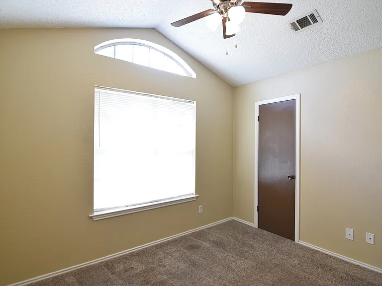 2502 Savage Dr — Photo 11