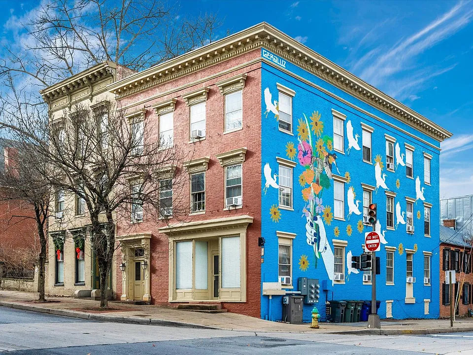 201 S Market St #1