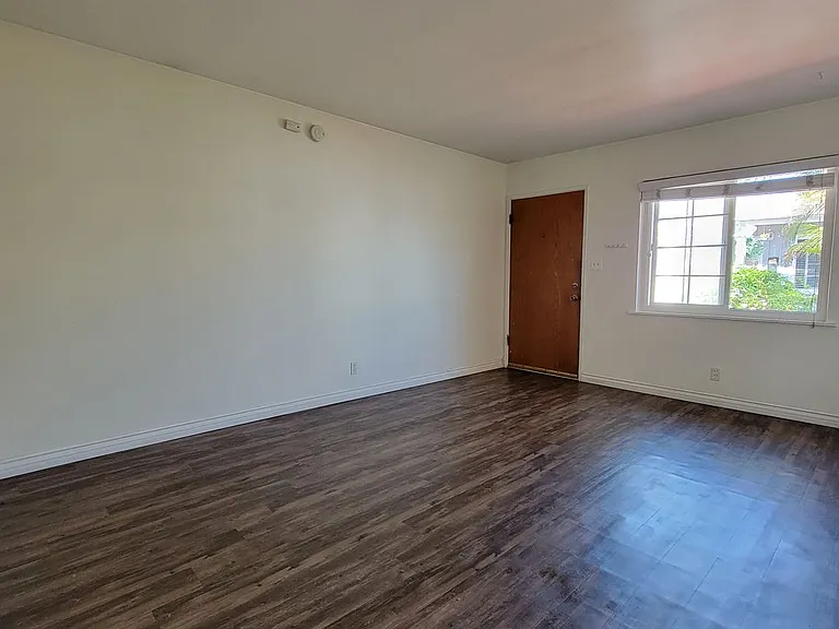 4882 Cape May Ave. — Photo 36