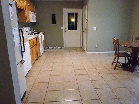 3rd image of 2307 Daniel Dr