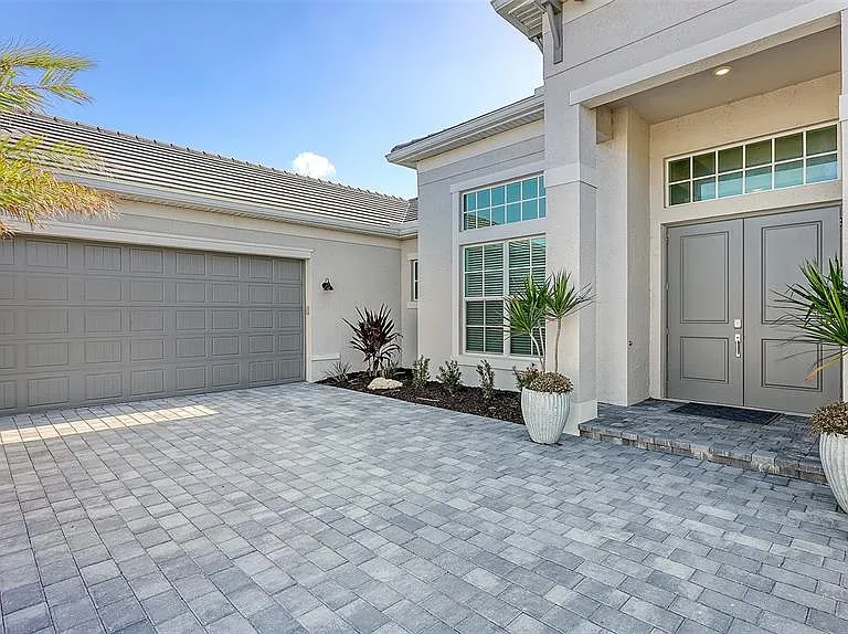 17330 Opal Sand Dr — Photo 3