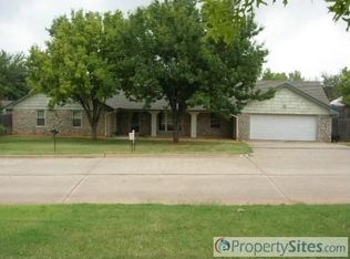 5917 Eastlake Dr, Oklahoma City, OK 73162