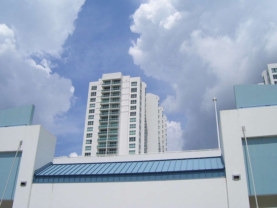 2nd image of 231 Riverside Dr Unit 303