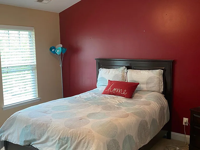 4330 Jean Ave — Photo 8