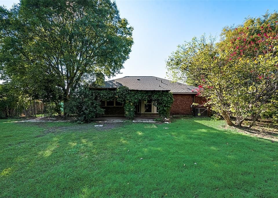 1st image of 1033 Meadow Creek Dr