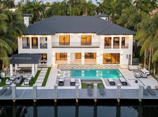 131 Royal Palm Dr, Fort Lauderdale, FL 33301