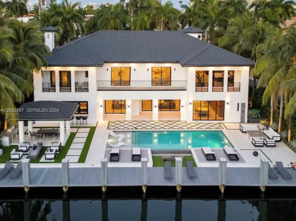 131 Royal Palm Dr, Fort Lauderdale, FL 33301