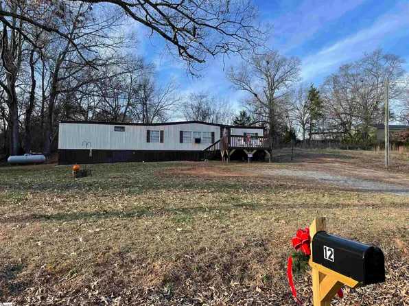 12 Watson Dr, Greenville, SC 29611