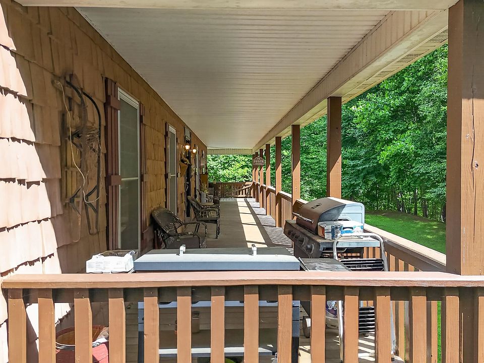 5th image of 1313 Grinders Mill Rd