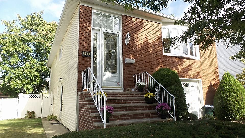1st image of 119 Abingdon Ave