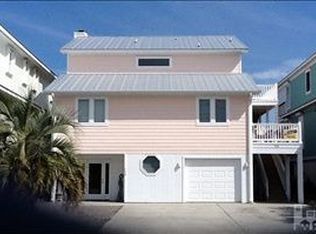 728 Fort Fisher Blvd N, Kure Beach, NC 28449