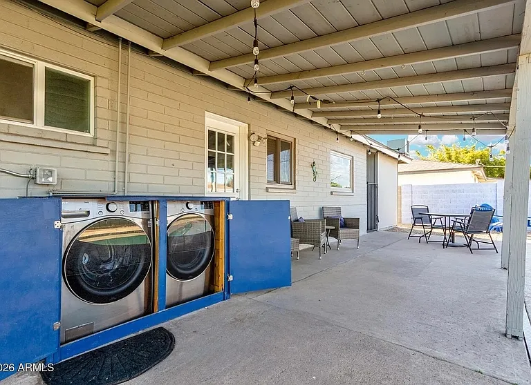 1412 W 7th Pl — Photo 25