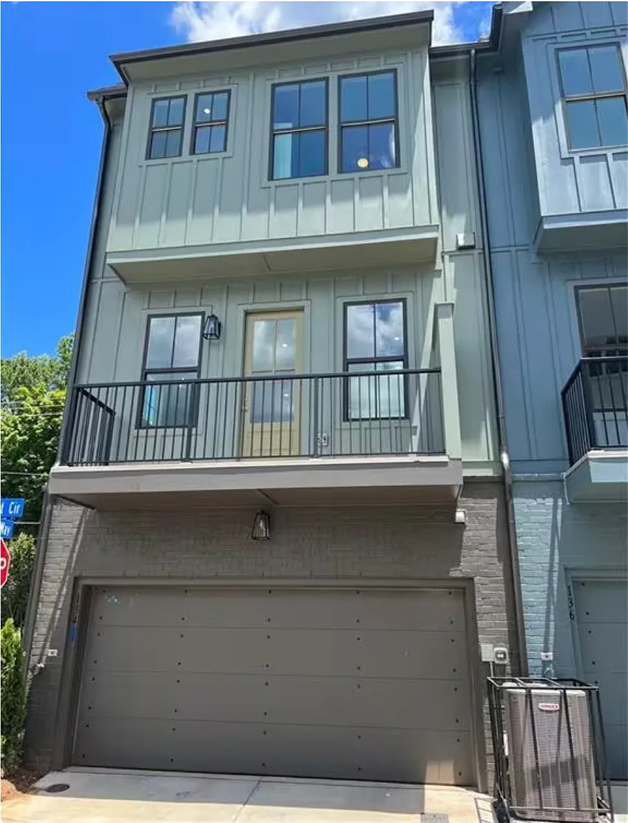 Building Photo - 134 Chestnut Cir #8