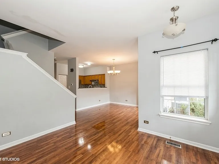 7-4 Four Seasons Ct — Photo 2