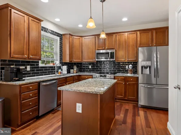 519 Koch Rd, Linthicum, MD 21090