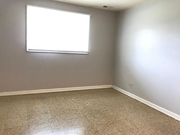 3rd image of 3740 176th St