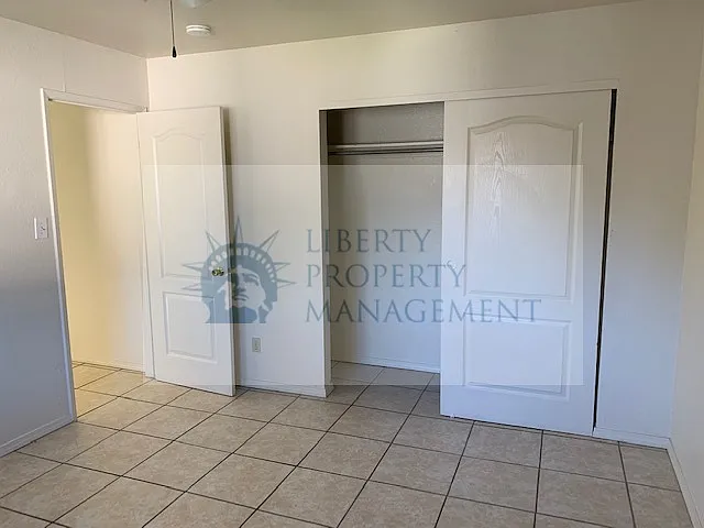 708 N Church St #5 — Photo 10