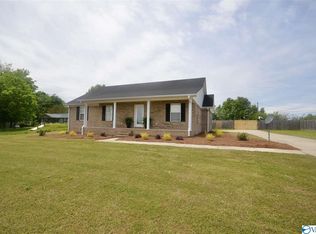 18119 Menefee Rd, Athens, AL 35613