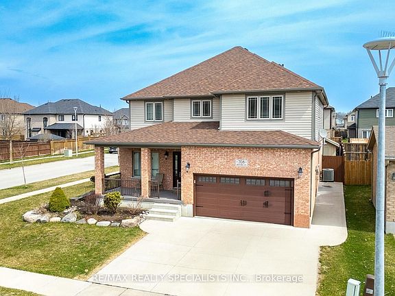 5th image of 708 Spitfire St