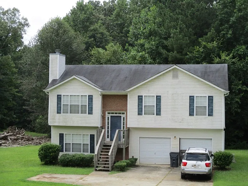1315 Austin Rd photo 1