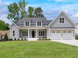 5315 Collingswood Dr, Raleigh, NC 27609