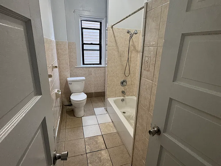 117 Martin St #3 — Photo 4
