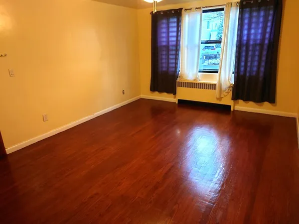 6129 Jackson Street image 2 of 10