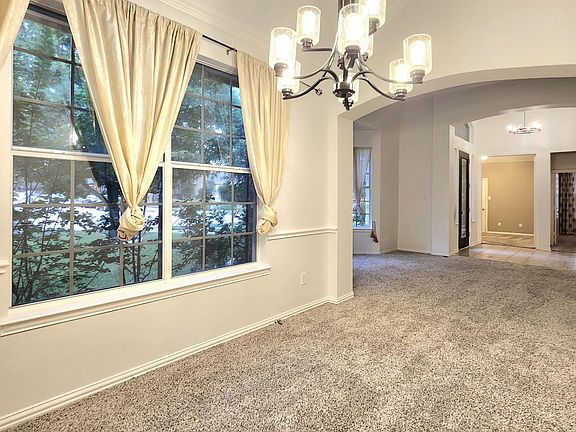 5th image of 3501 Excalibur Ct