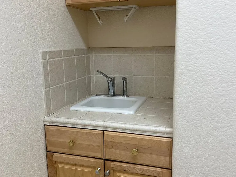 laundry room utility sink