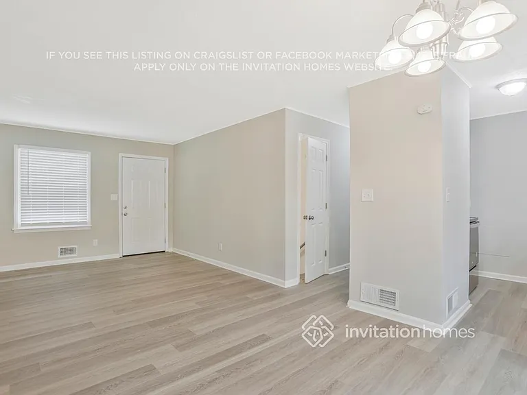2155 Venesa Cir — Photo 8