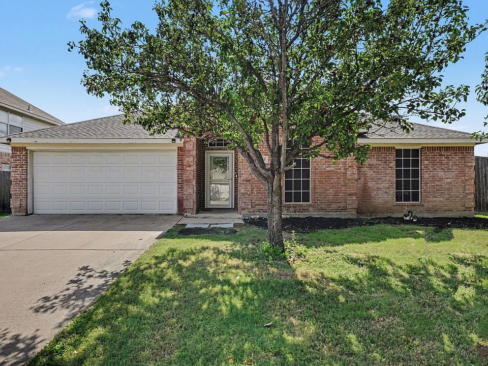 1st image of 3820 Willowick Cir