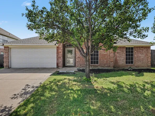 3820 Willowick Cir, Denton, TX 76210