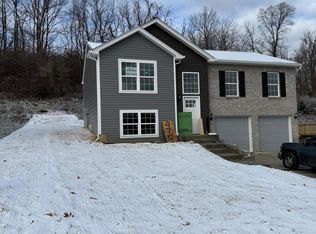 470 Eagle Reek Dr, Dry Ridge, KY 41035