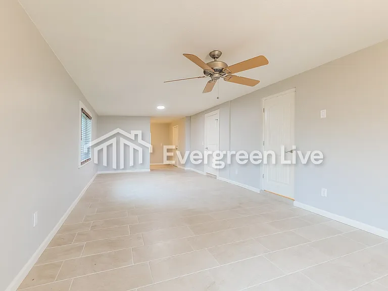 7034 S Leary Dr — Photo 16