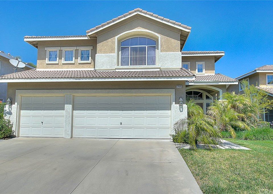 1st image of 17445 Jessica Ln