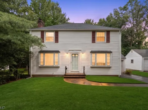 121 Passaic Ave, Summit City, NJ 07901