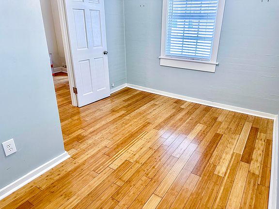 5th image of 1004 Watson St #2