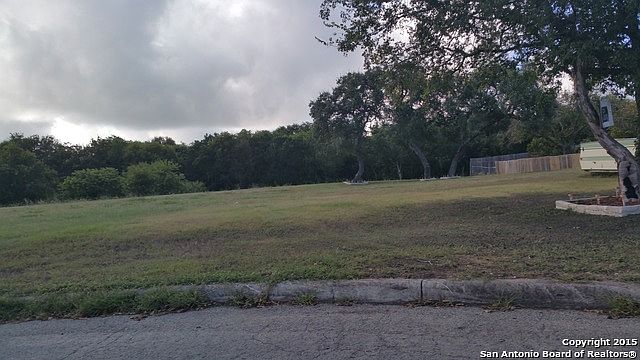 2nd image of 5482 Chestnut View Dr