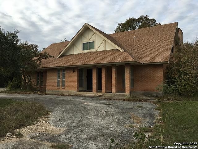 1st image of 9355 Circle South Dr