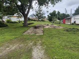 317 W Main St, Pleasant Plains, IL 62677