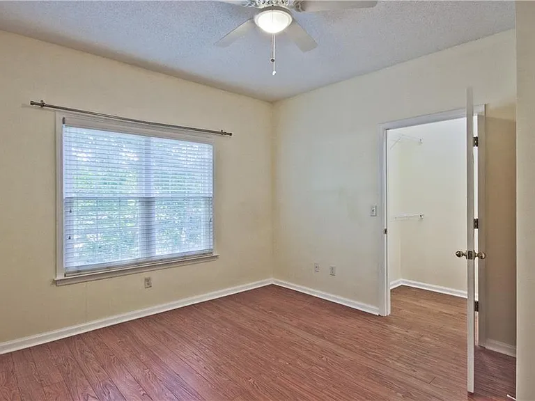8102 Woodland Ln #8102 — Photo 29