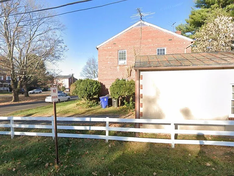 233 Wirt St NW — Photo 7
