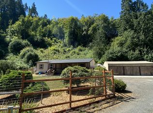 54617 Reid Rd, Scappoose, OR 97056