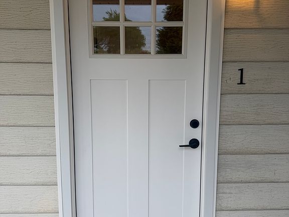 2nd image of 10 Beverly Way #1