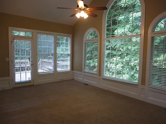 3407 Fairway Ct — Photo 12