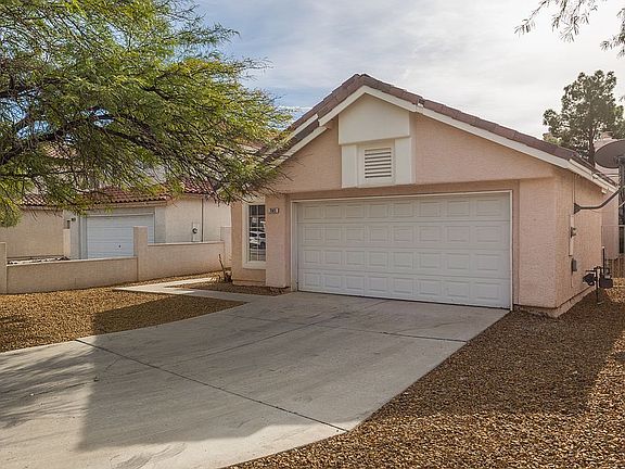 3rd image of 7565 Holloran Ct